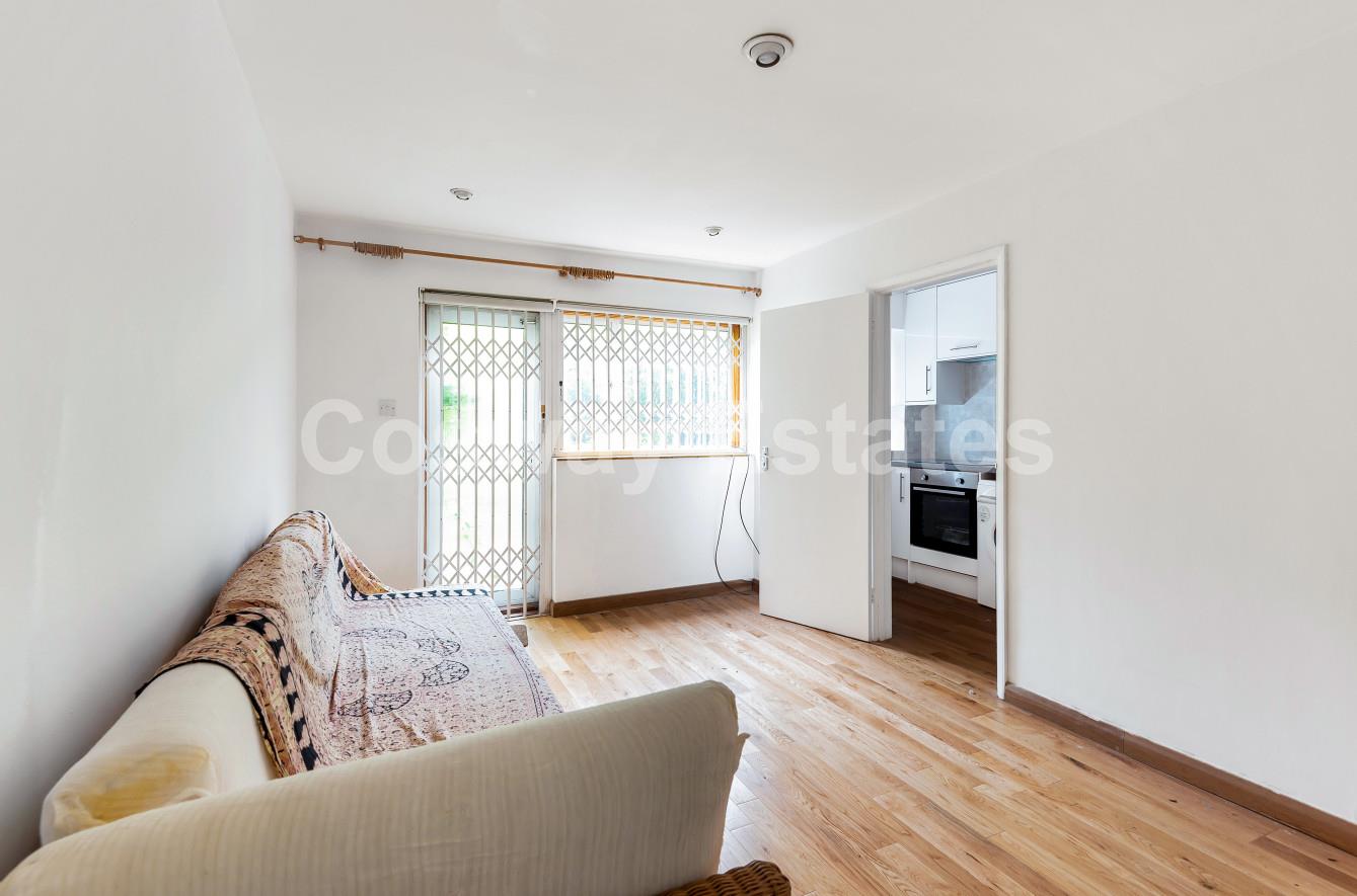 Marion Road, Mill Hill